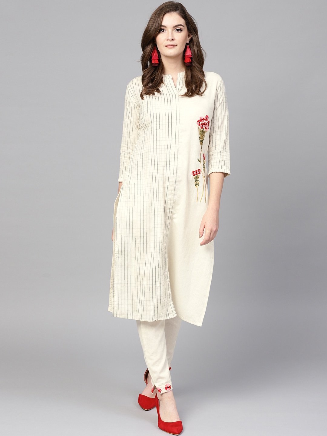 KURTA PANT - Women Off-White Checked Kurta with Trousers